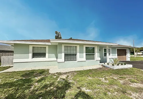 3499 Balboa Cir E Photo 1
