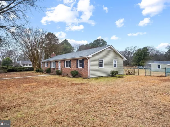 1517 Lavale Ter, Salisbury, MD 21804
