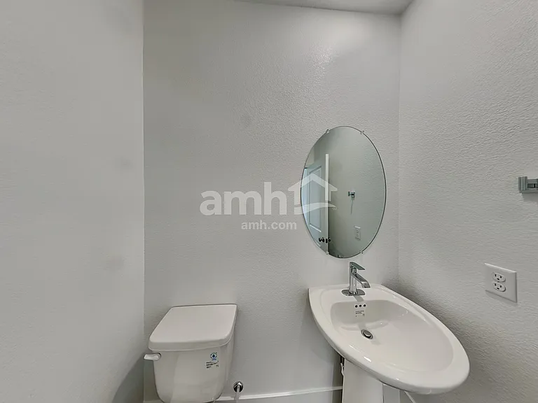11153 Magallanes St — Photo 8