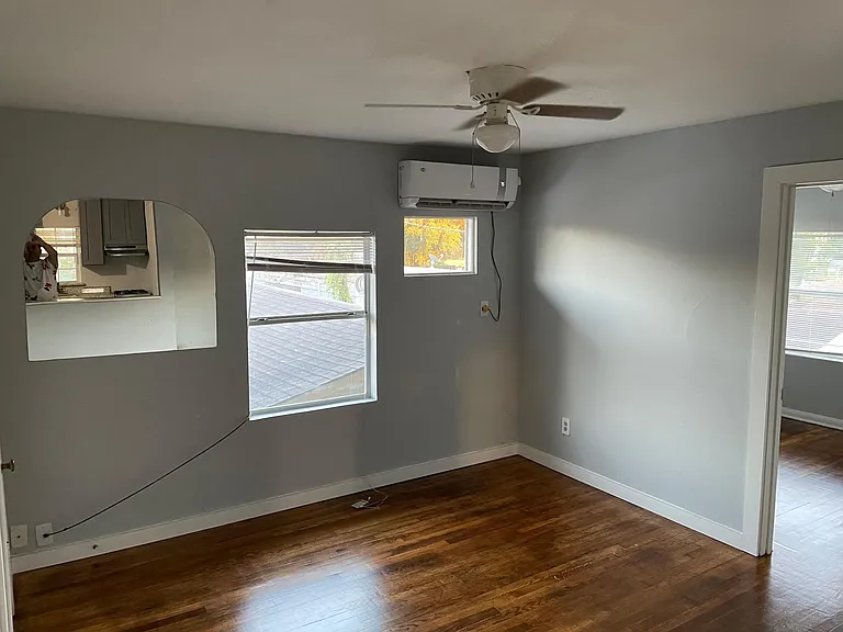 2832 Iola St #B — Photo 2