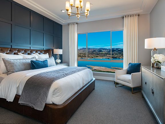 Expansive Owner s Suite