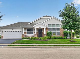 2603 Avondale Cir, Naperville, IL 60564