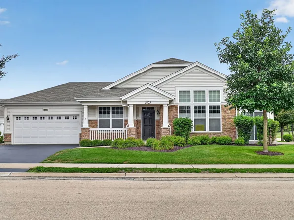 2603 Avondale Cir, Naperville, IL 60564