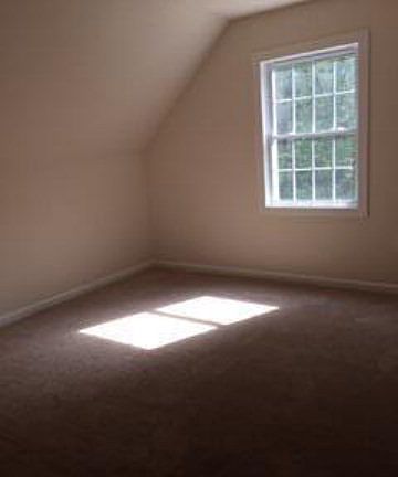 4th image of 11301 Hills Ln