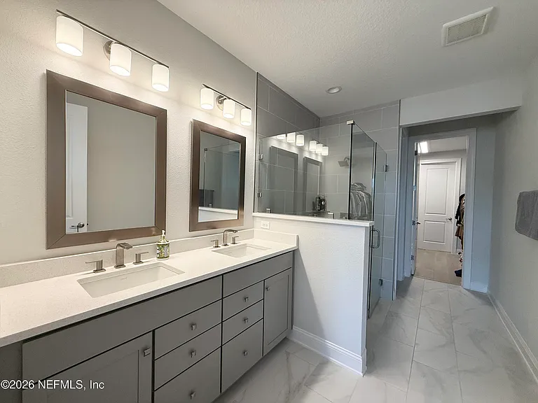 229 Cool Springs Ave — Photo 12