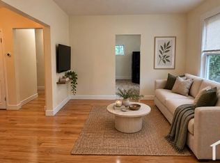 29 Ferndale St APT 2R, Dorchester Center, MA 02124