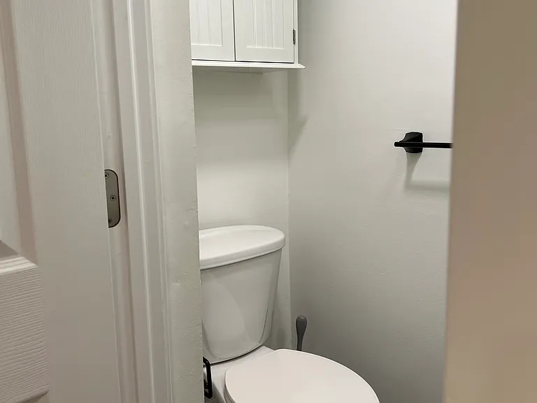 260 Arbour Ct — Photo 16
