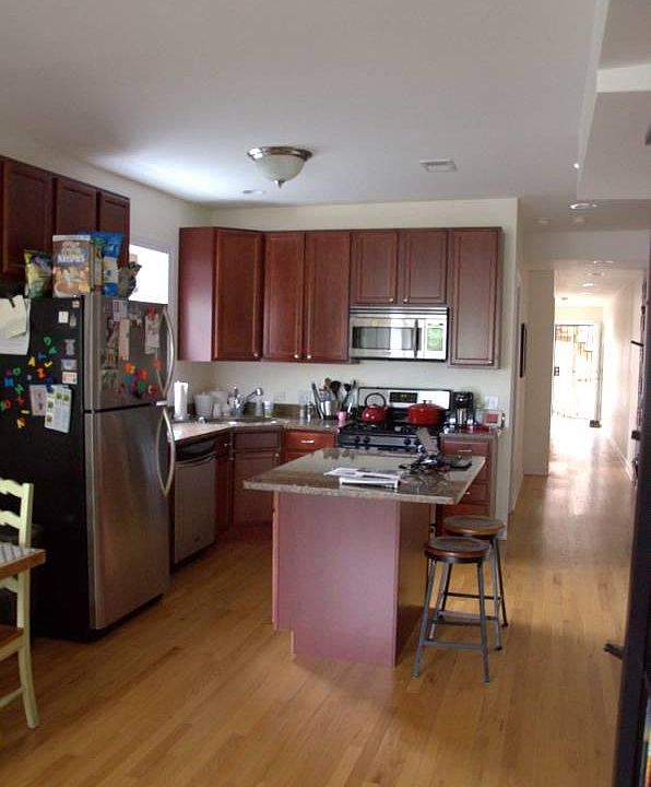 1st image of 3810 W Belle Plaine Ave