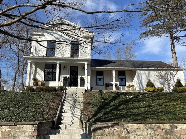3335 Broad St, Dexter, MI 48130