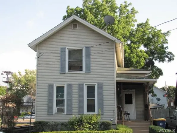 187 South St, Lockport, NY 14094