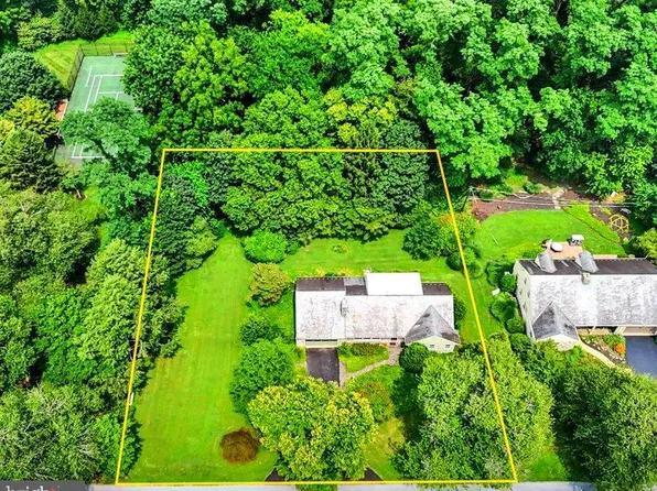 1419 Clayton Rd, Lancaster, PA 17603