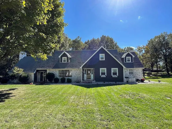 100 Kaywood Dr, Benton, KY 42025