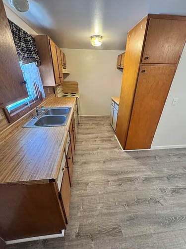 2 W Main St #5 Photo 1