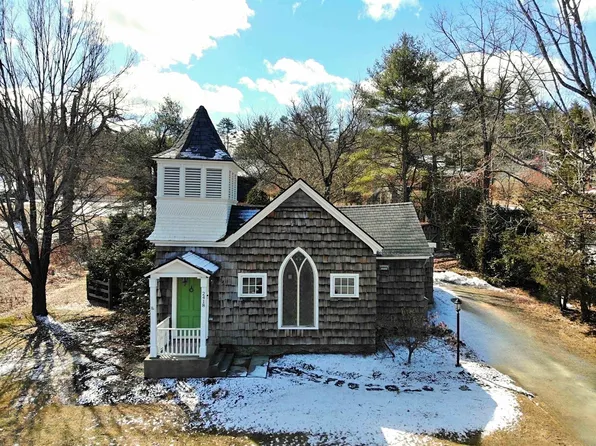 2418 VT Route 11, Londonderry, VT 05148
