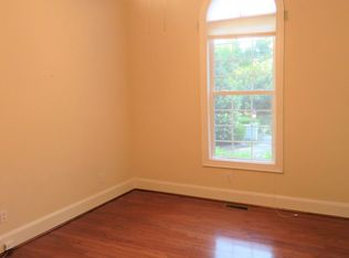 820 Fox Ridge Ln, Wilmington, NC 28405