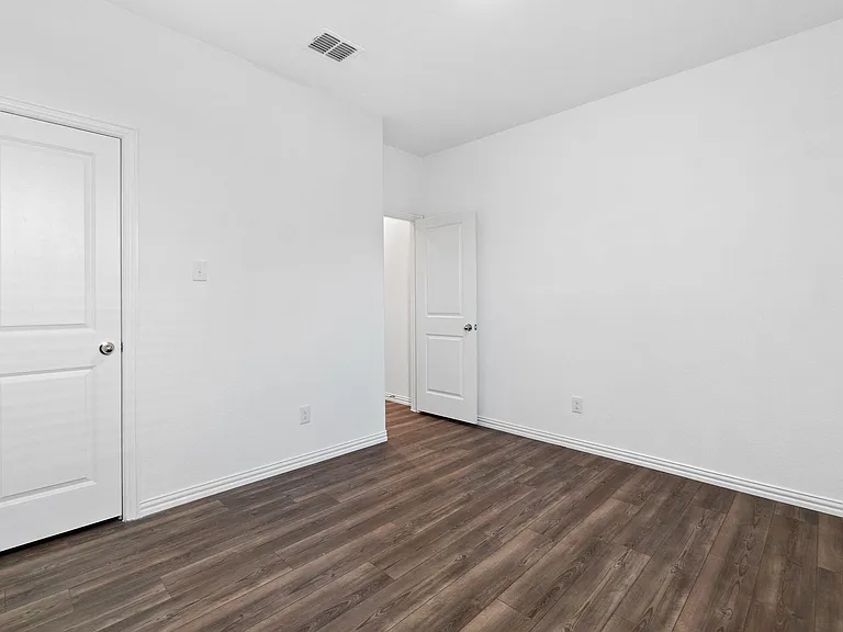 764 Hawthorn St — Photo 19