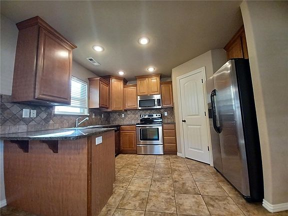3rd image of 6009 S 37th St #1-739