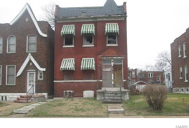 1st image of 2127 Alice Ave
