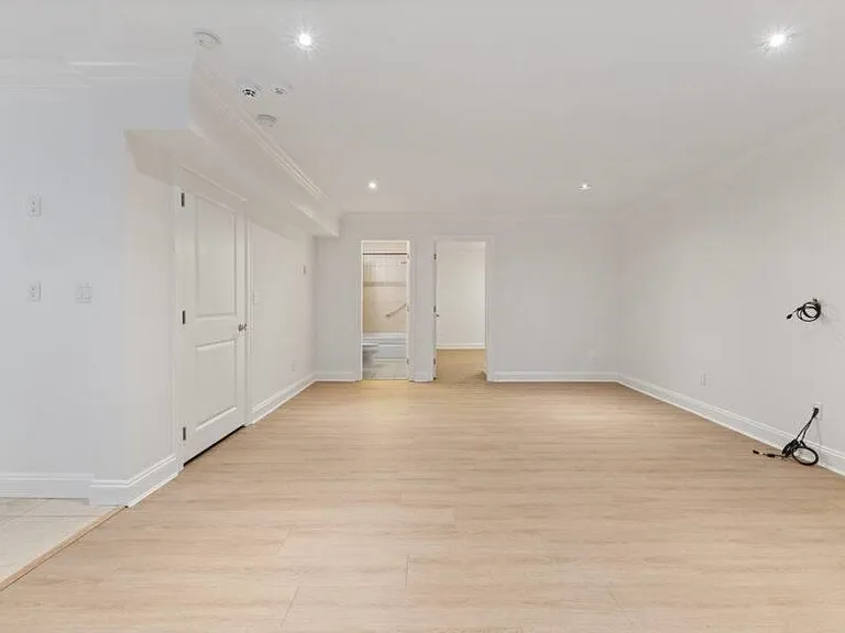 4352 Carolyn Dr #BASEMENT — Photo 12