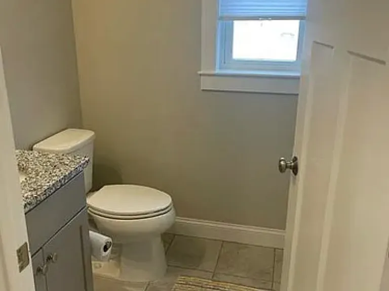 75 N End Blvd #3 — Photo 10