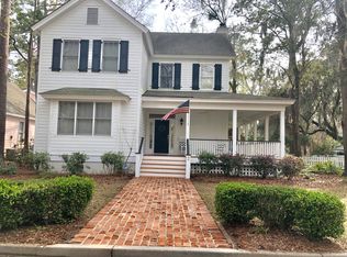 2 Brisbane Dr, Beaufort, SC 29902