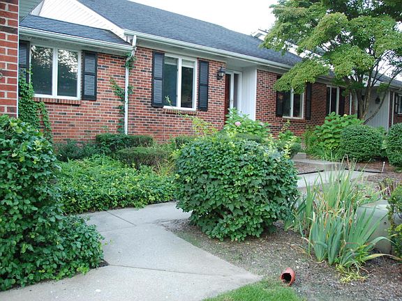 3rd image of 6296 Greenway Dr SE #75