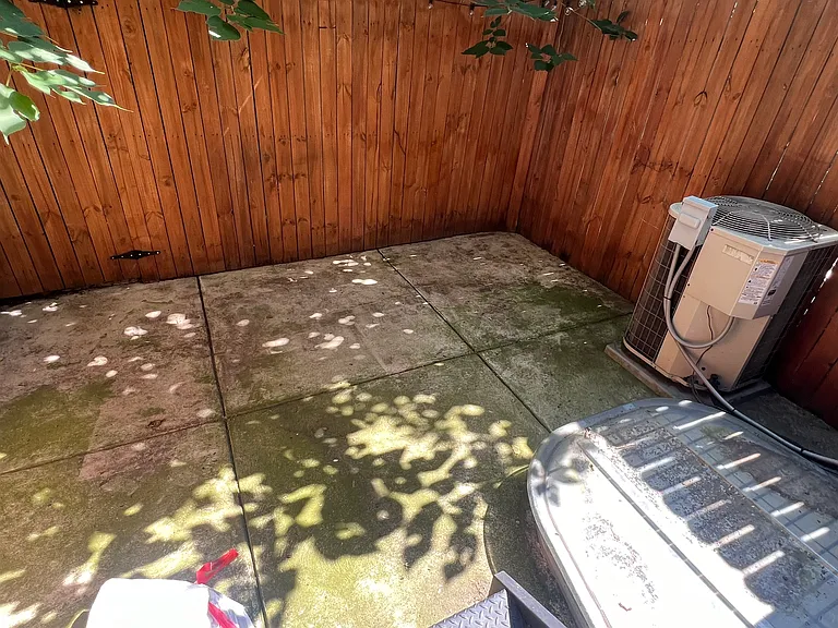 2133 Mountain St — Photo 33