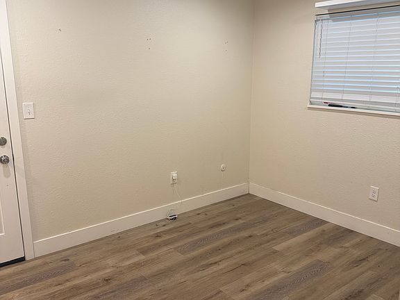 5th image of 377 E 7th Ave Unit 4