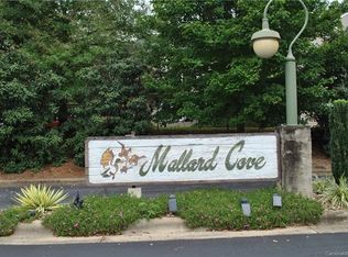 2207 6th St NW, Hickory, NC 28601