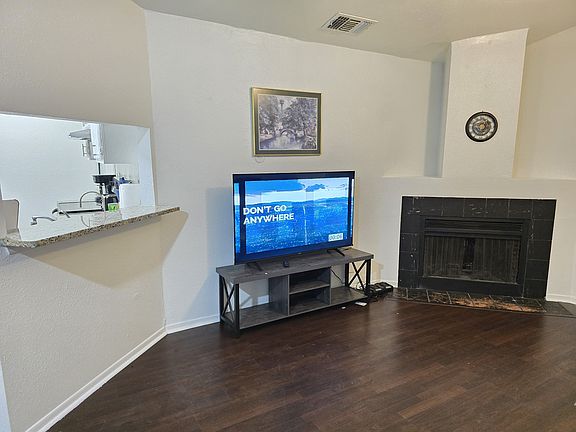 5th image of 4111 Sunrise Terrace Dr