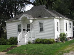 315 E Pierce St, Macomb, IL 61455