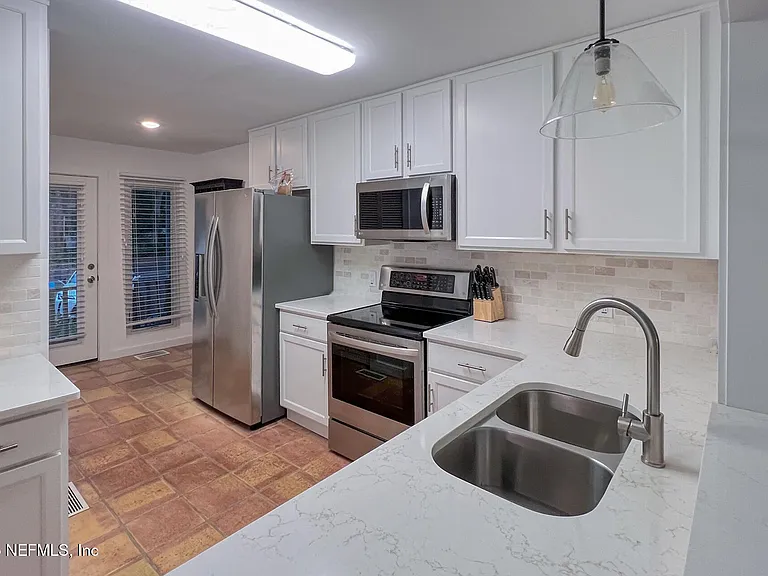 3426 Sea Marsh Rd — Photo 17