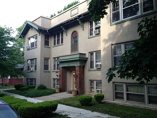 205 Michigan Ave Photo 1
