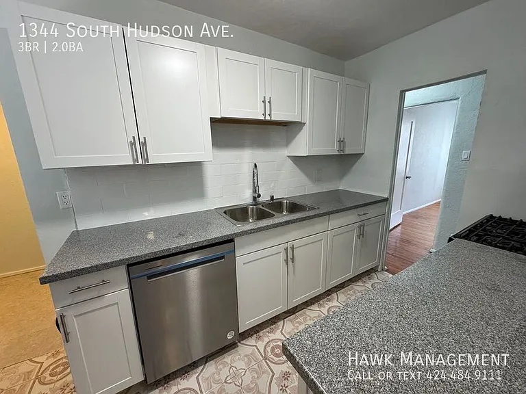 1344 S Hudson Ave — Photo 16