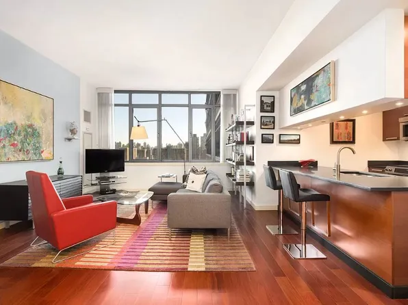 1485 Fifth Avenue image 1 of 8