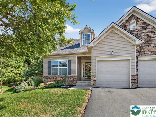 3631 Cottage Dr, Bethlehem, PA 18020