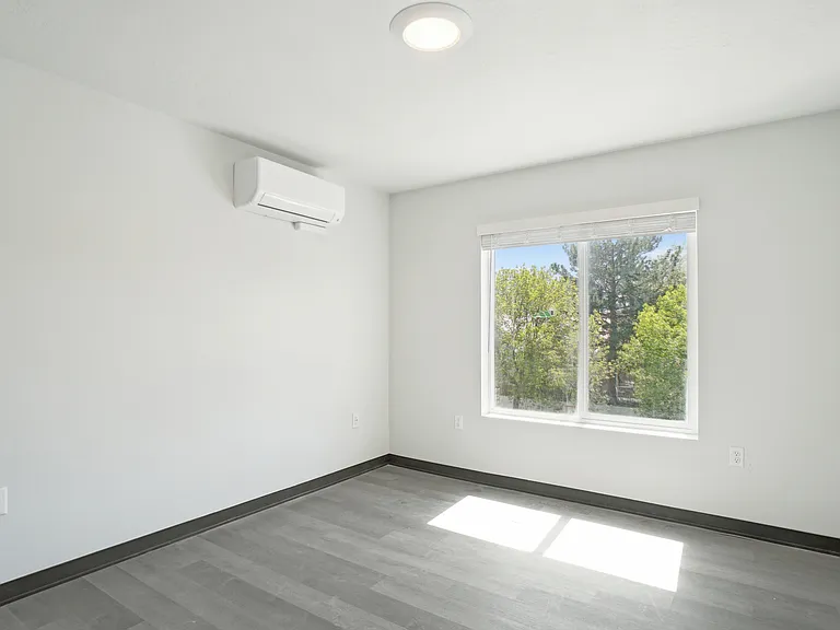 302 N South St #302-1326-500 — Photo 10