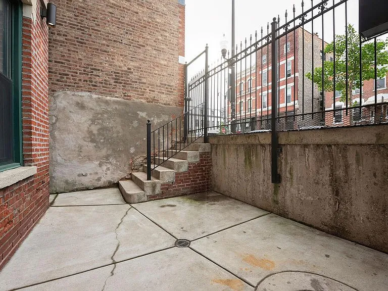 1651 S Throop St #1F — Photo 18