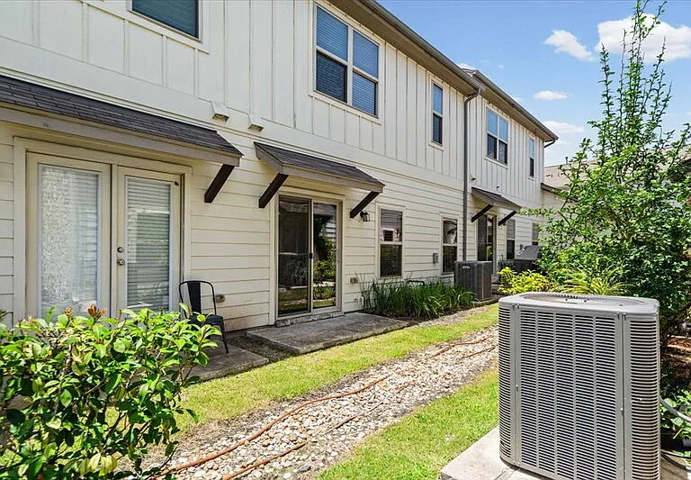 1502 Airedale Rd — Photo 15