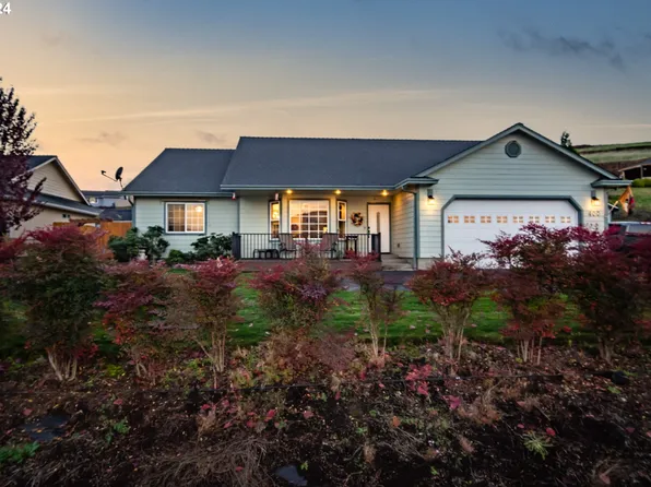 400 N Summerwood St, Roseburg, OR 97471