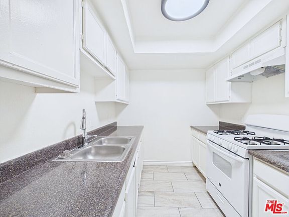 5th image of 236 S Avenue 55 APT C