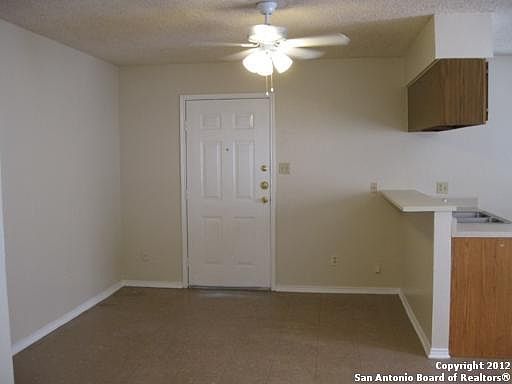 3rd image of 803 W Olmos Dr