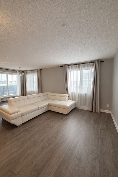 Edmonton Apartment for rent - 2 Bedrooms — photo 4