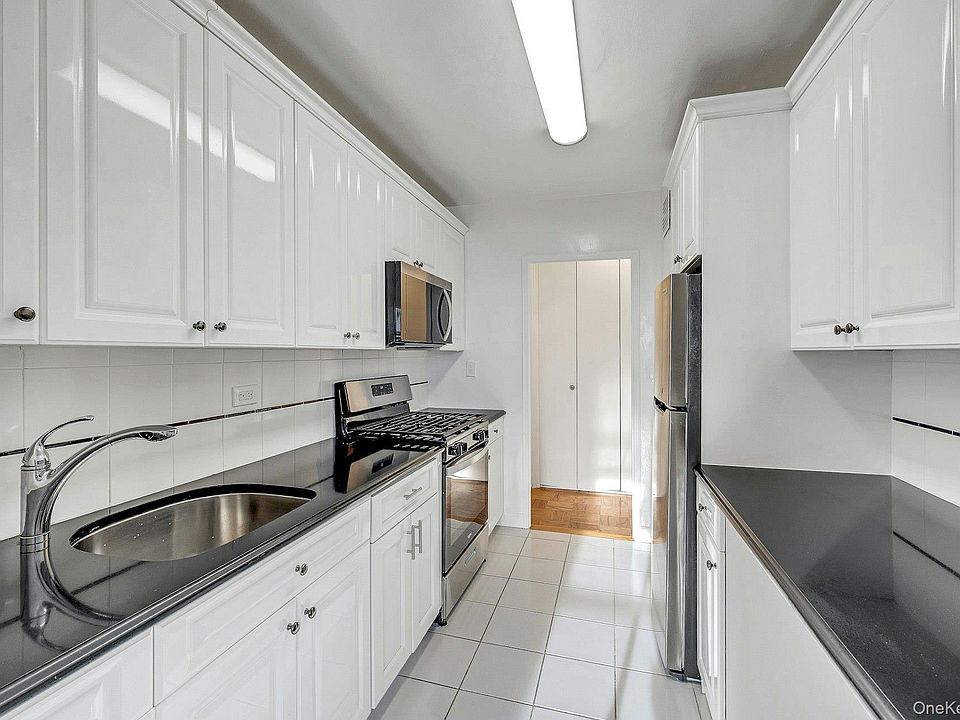 1st image of 615 Palmer #1004