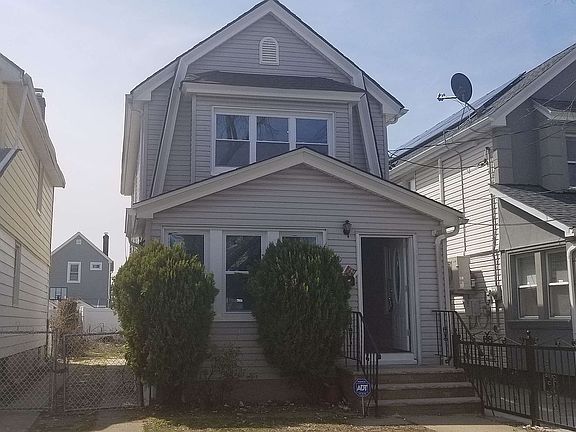 4th image of 93-22 214th Pl #1