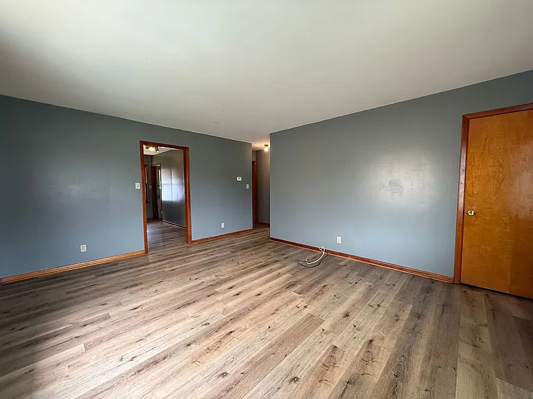 2051 N Main St — Photo 4