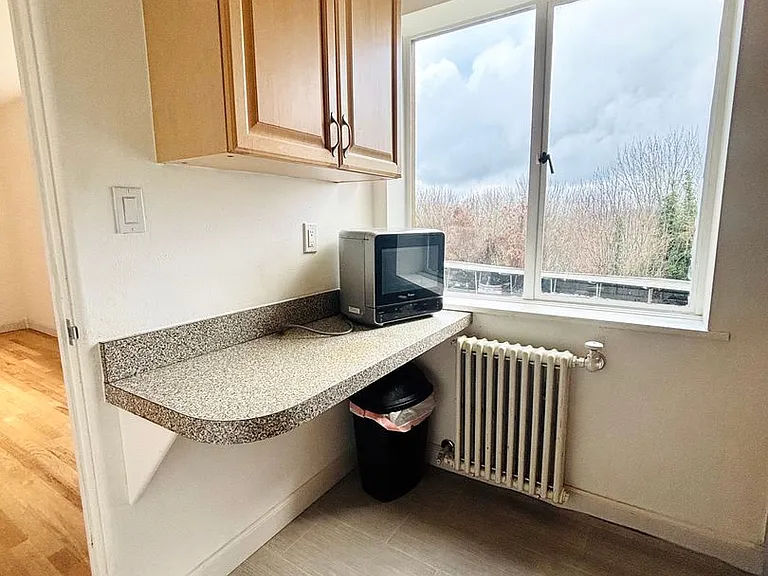 1800 Taylor Ave N #101 — Photo 13
