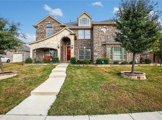 7012 Royal Oak Estates Dr, Sachse, TX 75048