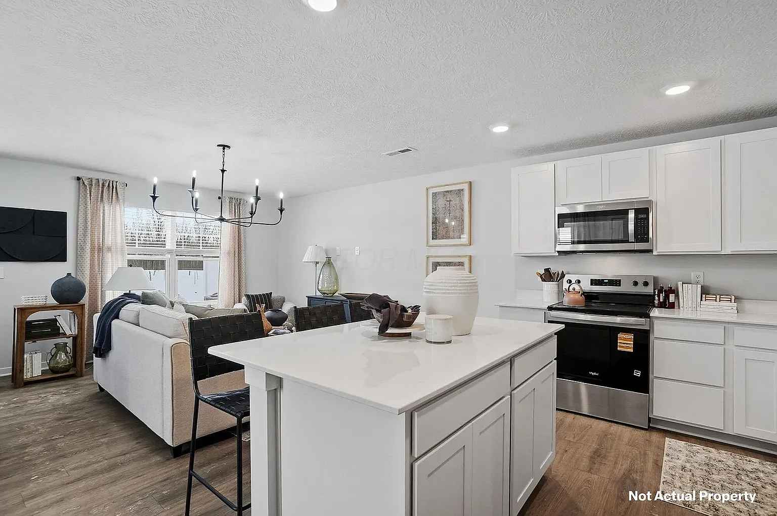 3 bed, 1418 sqft, $2,195 — Photo 4