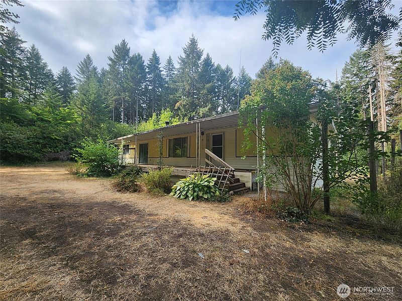 2nd image of 11719 Hobby Street SE